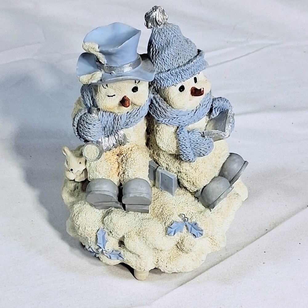 Encore Group Vintage "Buddies Musical w/Book" Holiday Decoration Music Box 94107